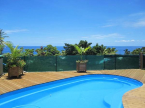 Studio a Saint Leu a 500 m de la plage avec vue sur la mer piscine partagee et jardin clos